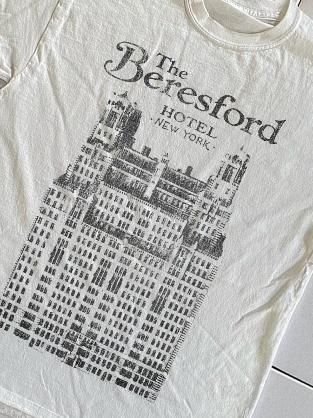 90s The Beresford Hotel NYC Rare White T-Shirt